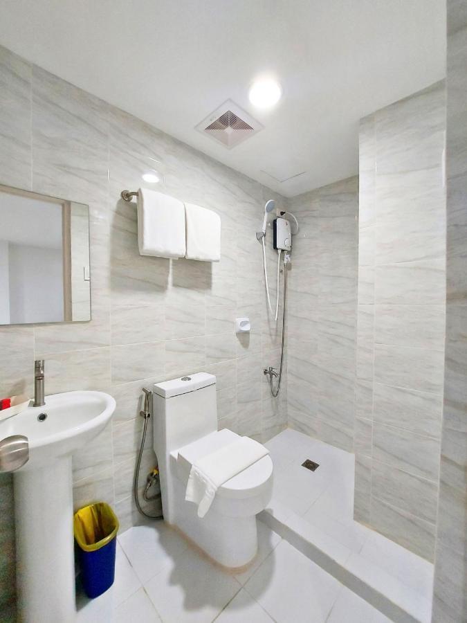 Airobedz Makati - A Value Hotel Manilla Buitenkant foto