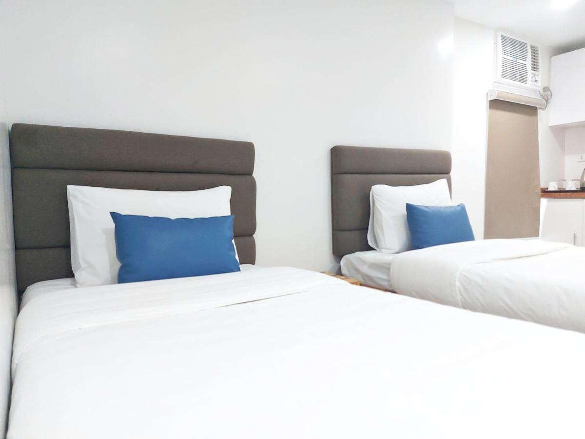 Airobedz Makati - A Value Hotel Manilla Buitenkant foto