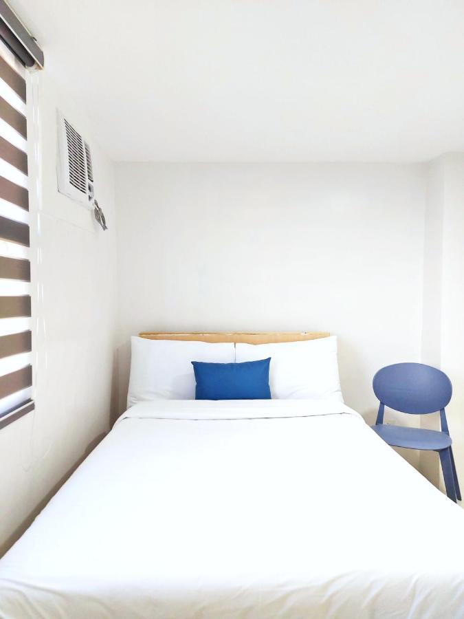 Airobedz Makati - A Value Hotel Manilla Buitenkant foto
